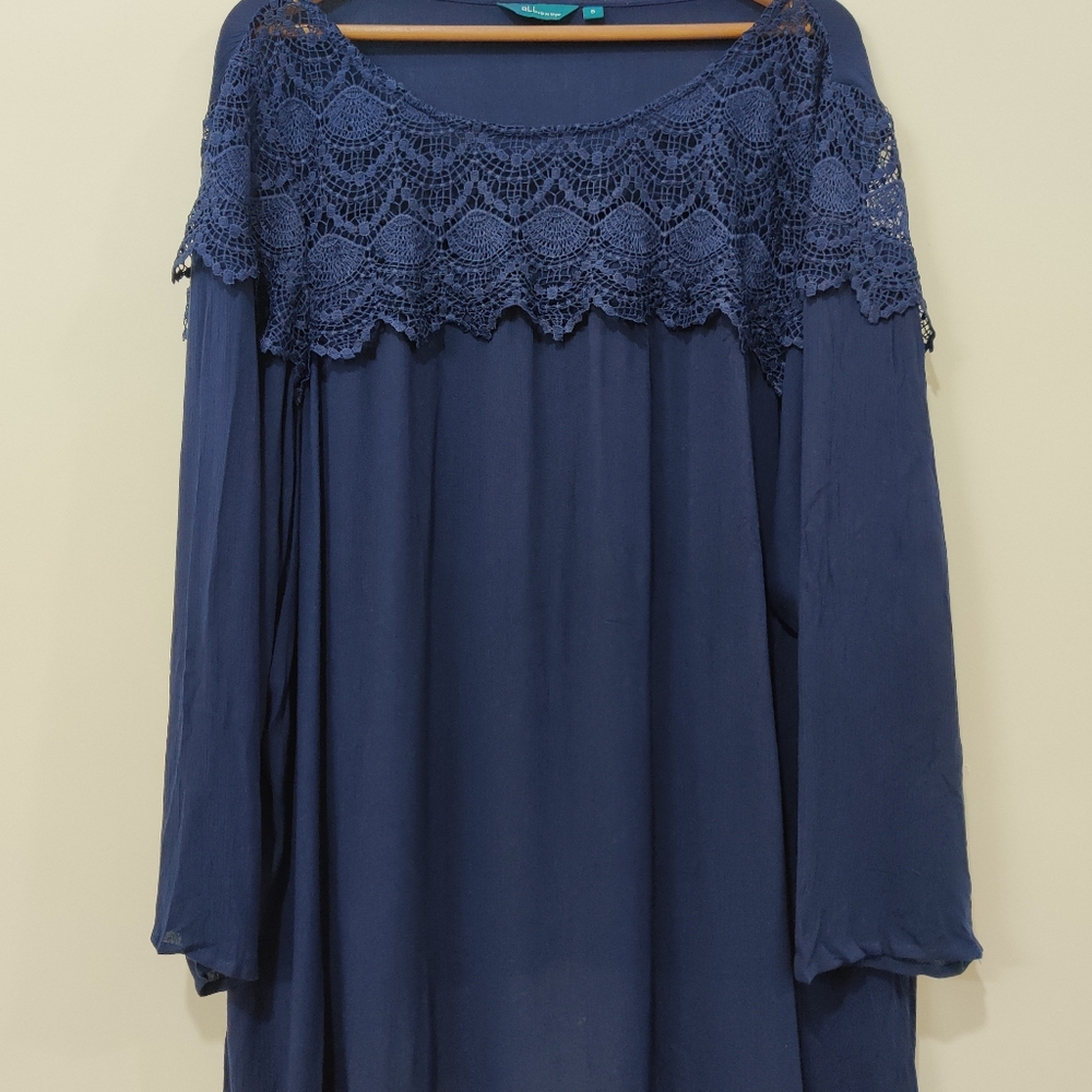 (NWOT) Lace Top - Picture 8 of 8